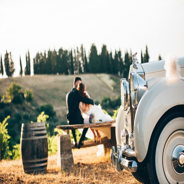 How much is a wedding in Italy?